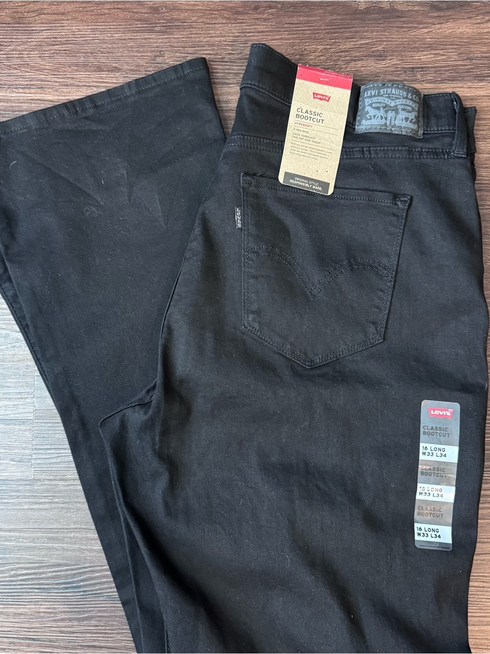 Levi's Women's Classic Bootcut Mid Rise Black Denim Jeans 16 Long W33 L34